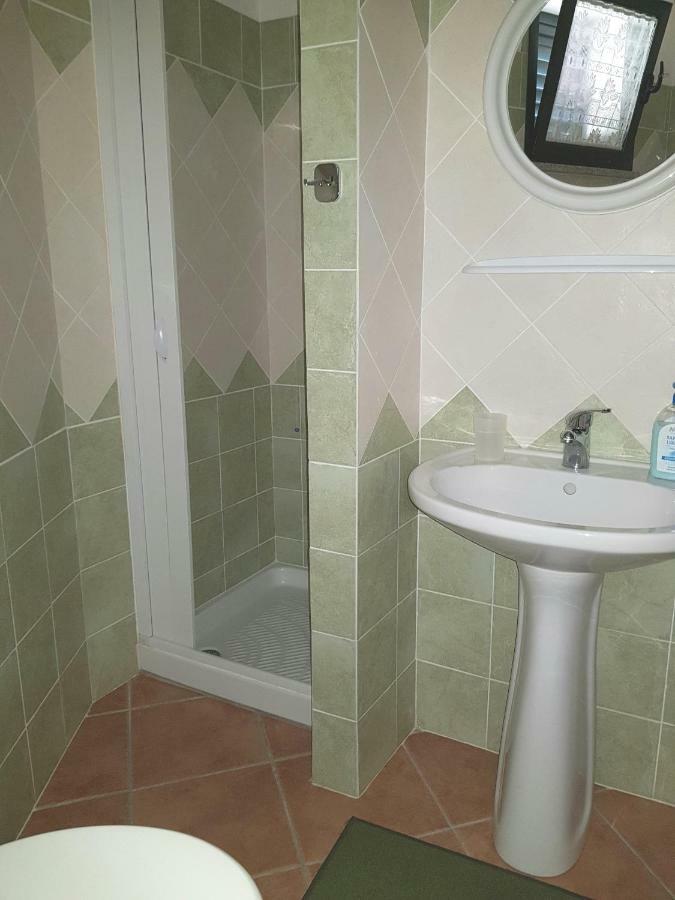 Borgo Lu Canali Da Gavino Appartement Badesi Buitenkant foto