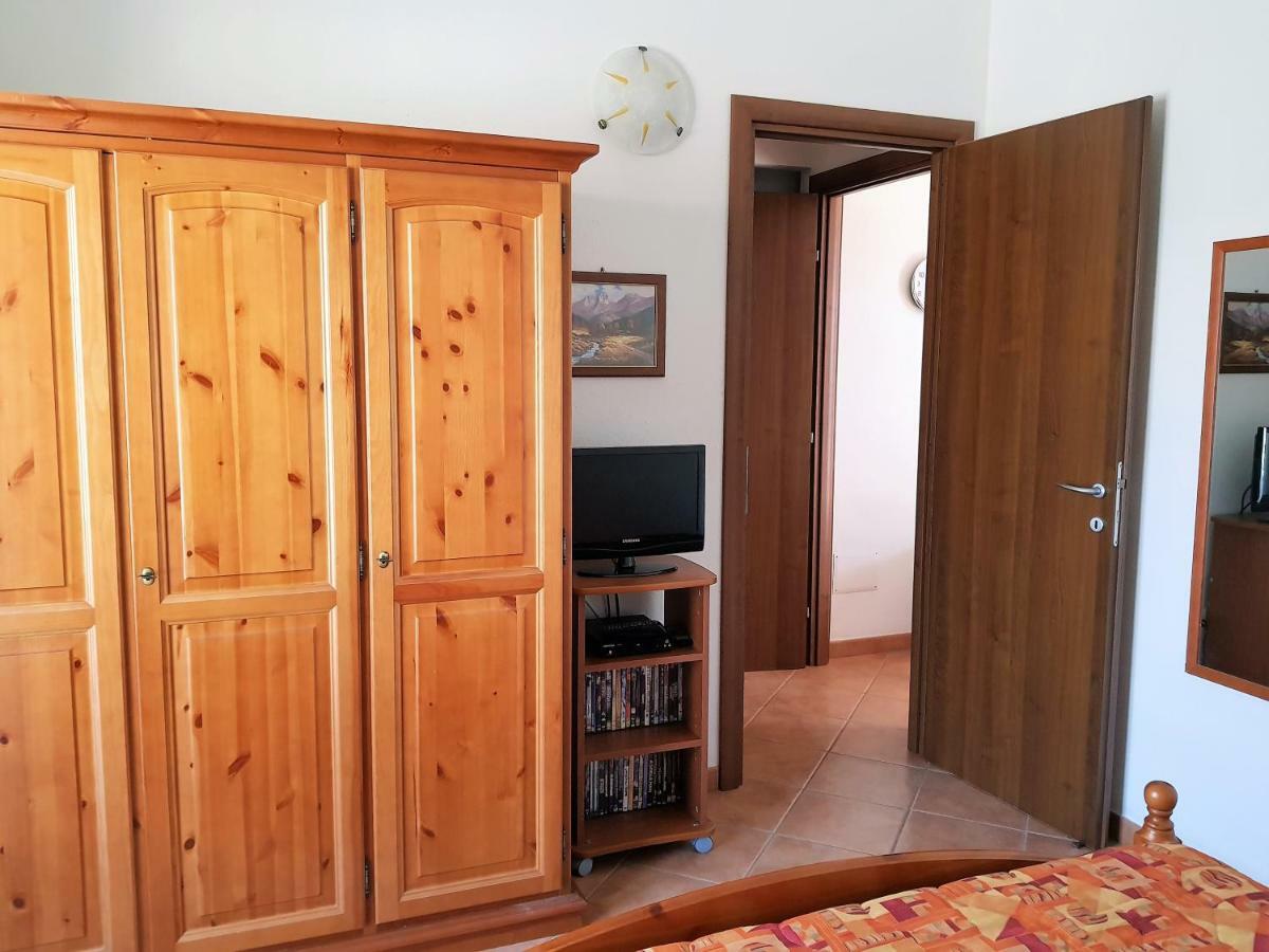 Borgo Lu Canali Da Gavino Appartement Badesi Buitenkant foto