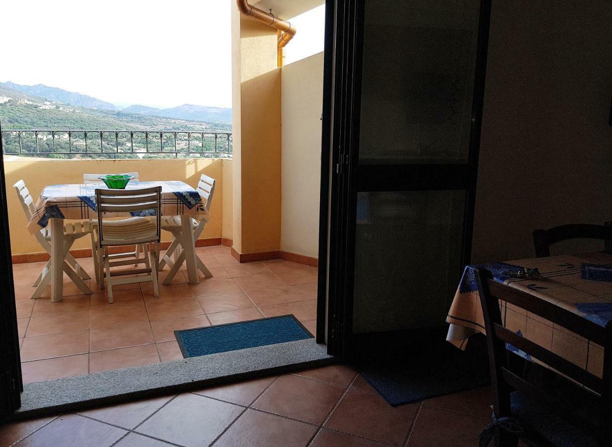 Borgo Lu Canali Da Gavino Appartement Badesi Buitenkant foto